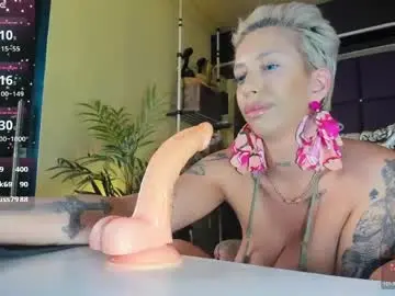 Chaturbate Sex Cam of sofiequeen_