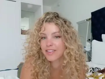 Chaturbate Live Porn of theislandgirl