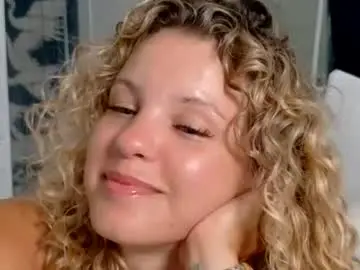Chaturbate Nude Webcam of theislandgirl