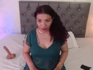Chaturbate Adult Video Chat of serena_houstonn