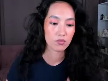 Chaturbate Live Porn of yummy_lamii