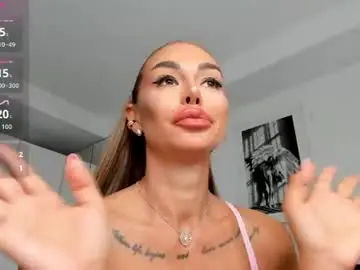 Chaturbate Best live sex cam show of elinamoon_