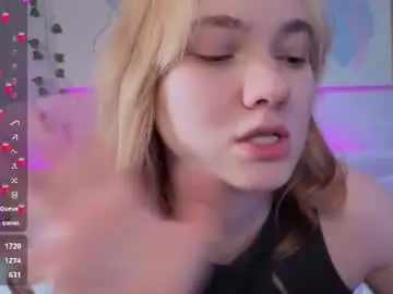 Chaturbate Live Sex Cam of alisa_lesly