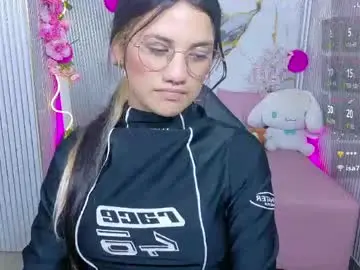 Chaturbate Best live sex cam show of chiara_tay