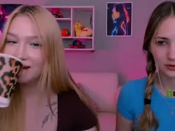 Chaturbate Live Sex of playful_sophie