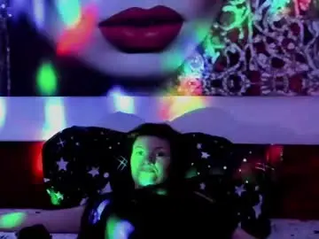 Chaturbate Free Live Porn of illegalbeauty87