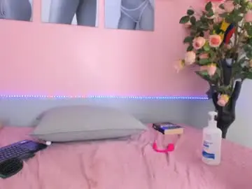 Chaturbate Live Sex Cam of stefany_gonzales_