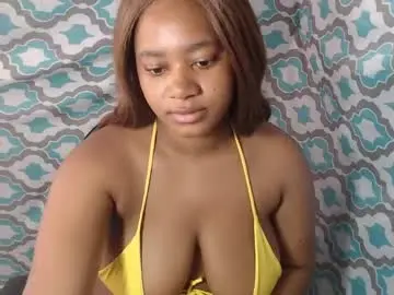 Chaturbate Live Sex Cam of clawdeen_gh