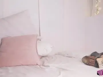 Chaturbate Live Sex Cam of emilys_scott