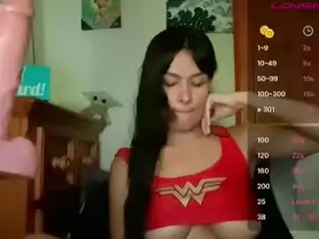 Chaturbate Live Sex Cam of braziliancheeks