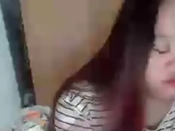 Chaturbate Live Sex Cam of bigchubbybelly19