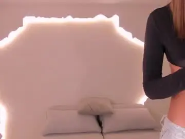 Chaturbate Best live sex cam show of niasalvatore