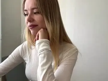 Chaturbate Live Sex Cam of bebravee