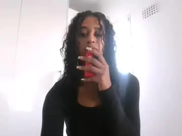 Chaturbate Sex Chat of indanbella19