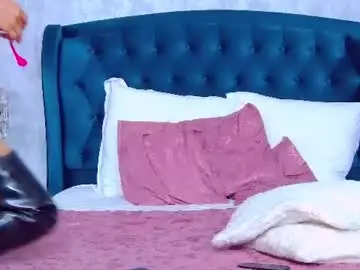 Chaturbate Free Porn Cam of emmaxxxqueen