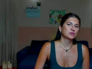 Chaturbate Live Sex Cam of miamilff_sugar