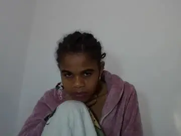 Chaturbate Watch Live Sex Cams of delphineee