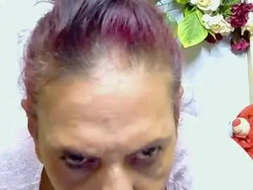 Chaturbate Live Sex Cam of hot_queen58