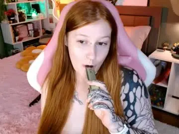 Chaturbate Free Porn Cam of ayla_hill