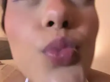 Chaturbate Free Porn Cam of daddysgirrl1_