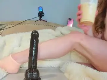 Chaturbate Free Porn Cam of eatmygingersnapps