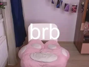 Chaturbate Live Sex Cam of kiraturner