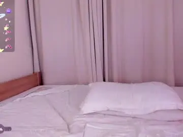 Chaturbate Watch Live Sex Cams of moonlight8_