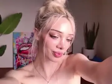Chaturbate Live Sex Cam of bunnydollstella