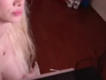 Chaturbate Free Live Porn of bunnydollstella
