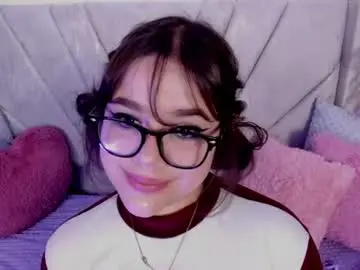 Chaturbate Live Sex Cam of chaarlotte_1