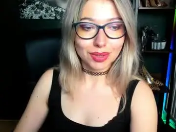 Chaturbate Adult Video Chat of heidi_pleasure