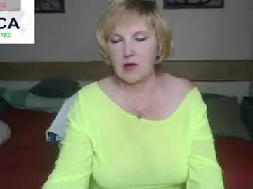 Chaturbate Live Sex Cam of beautiful_lina7