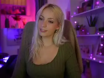 Chaturbate Free Porn Cam of lucy_cutie_