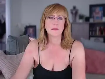 Chaturbate Sex Cam of summerknightzzz