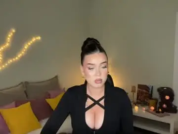 Chaturbate Live Porn of mistress_of_hearts