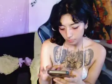 Chaturbate Live Sex Cam of jaadee18