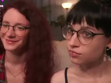 Chaturbate Live Sex Cam of little_poetry