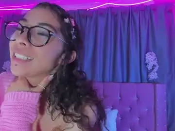 Chaturbate Nude Webcam of kiara_lovelyy