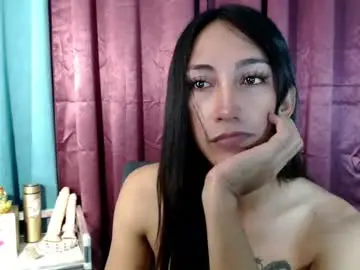 Chaturbate Live Sex Cam of pinay_lucy
