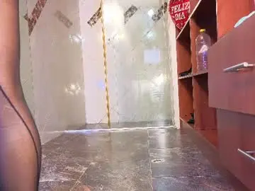 Chaturbate Free Porn Cam of annylittle_
