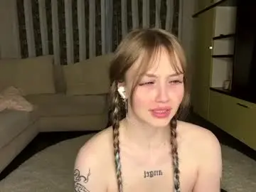 Chaturbate Free Live Porn of hip_hop_baby