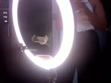 Chaturbate Best live sex cam show of salma_lutz