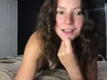 Chaturbate Sex Cam of jlynn1997