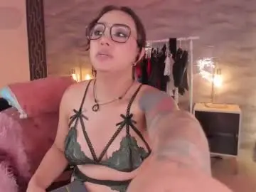 Chaturbate Watch Live Sex Cams of smi_samara
