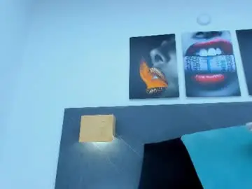 Chaturbate Live Sex of i_am_dolls