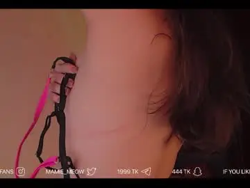 Chaturbate Live Sex Cam of mamiemeow