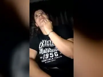Chaturbate Live Sex of bigtitslala