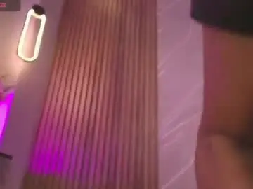 Chaturbate Live Sex Cam of biancaa__18