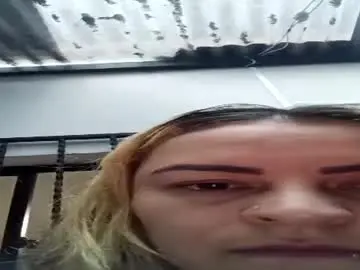 Chaturbate Free Live Porn of emilia_betancourt0923