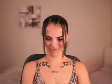 Chaturbate Watch Live Sex Cams of pauline_2005